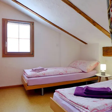 Dağ evi Tschingeli By Interhome